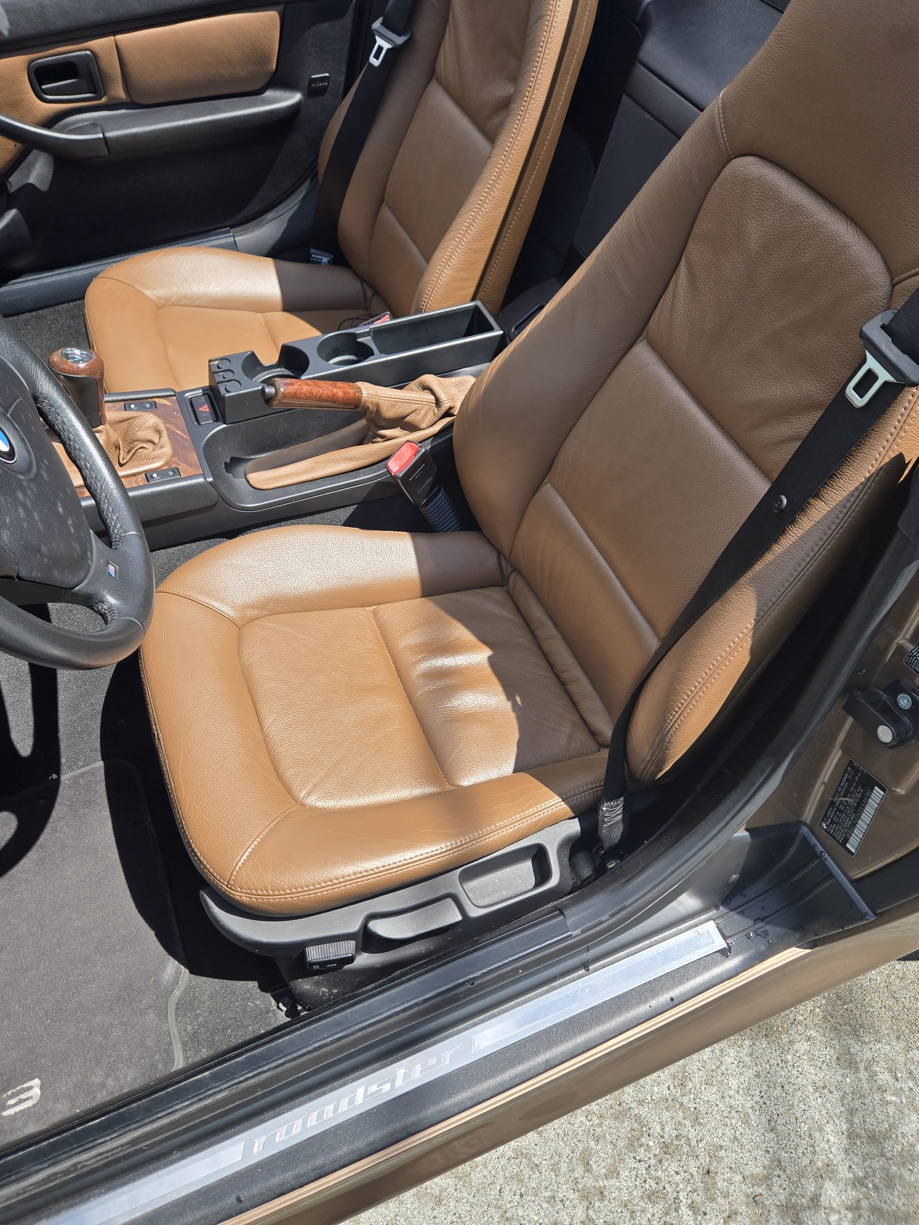 Used 2001 BMW Z3 2.5i RWD image 9