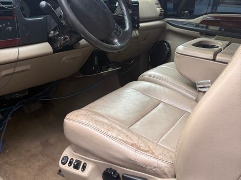 Used 2006 Ford F250 Lariat AWD/4WD image 6