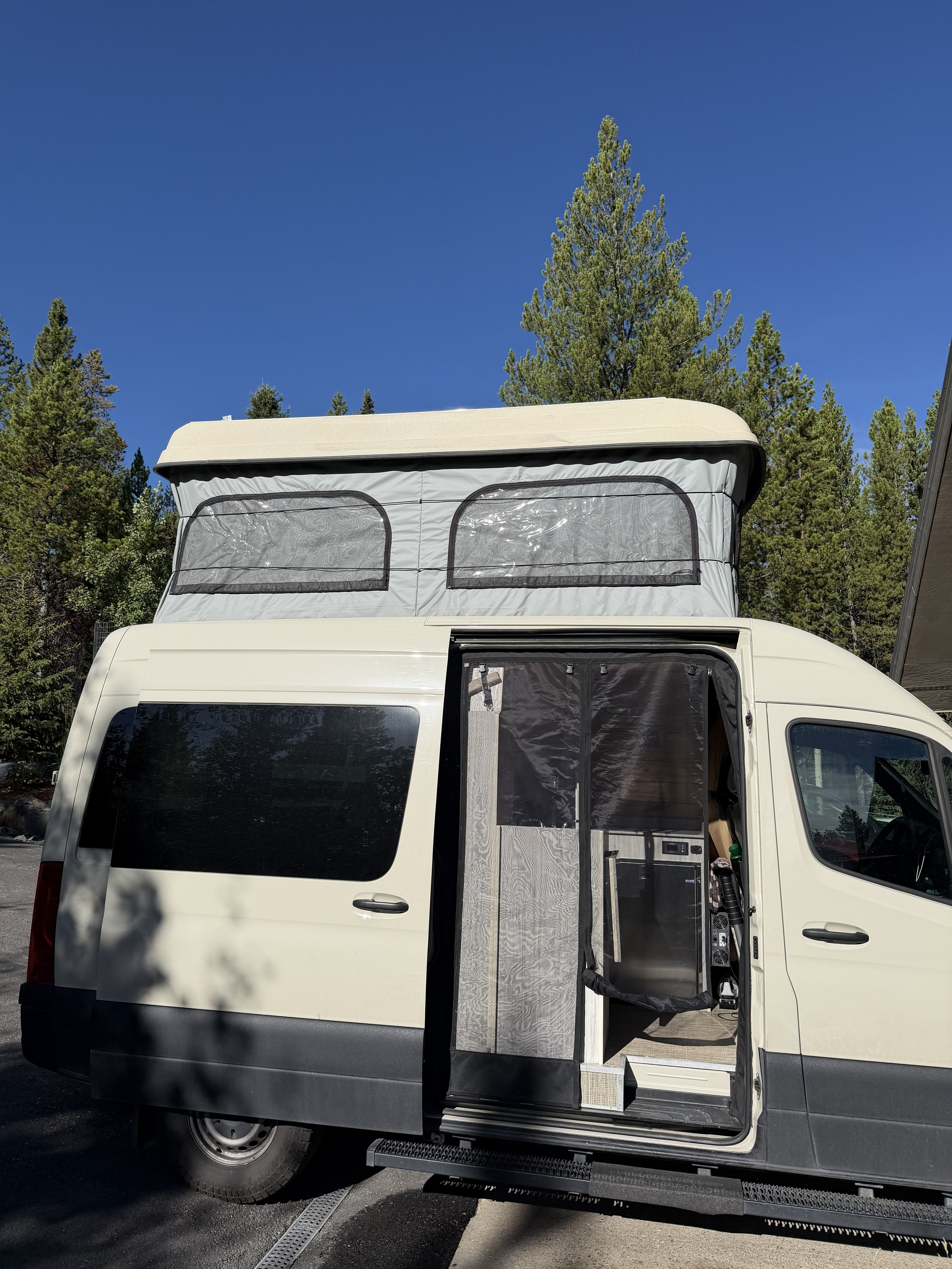 Used 2021 Mercedes-Benz Sprinter 1500 image 10