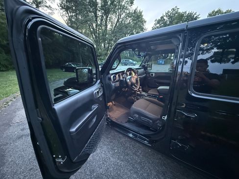 Used 2021 Jeep Gladiator Sport w/ Quick Order Package 24Q 80Th image 14