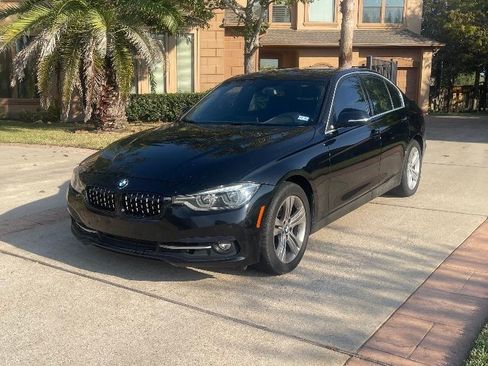 Used 2017 BMW 330i Sedan image 1