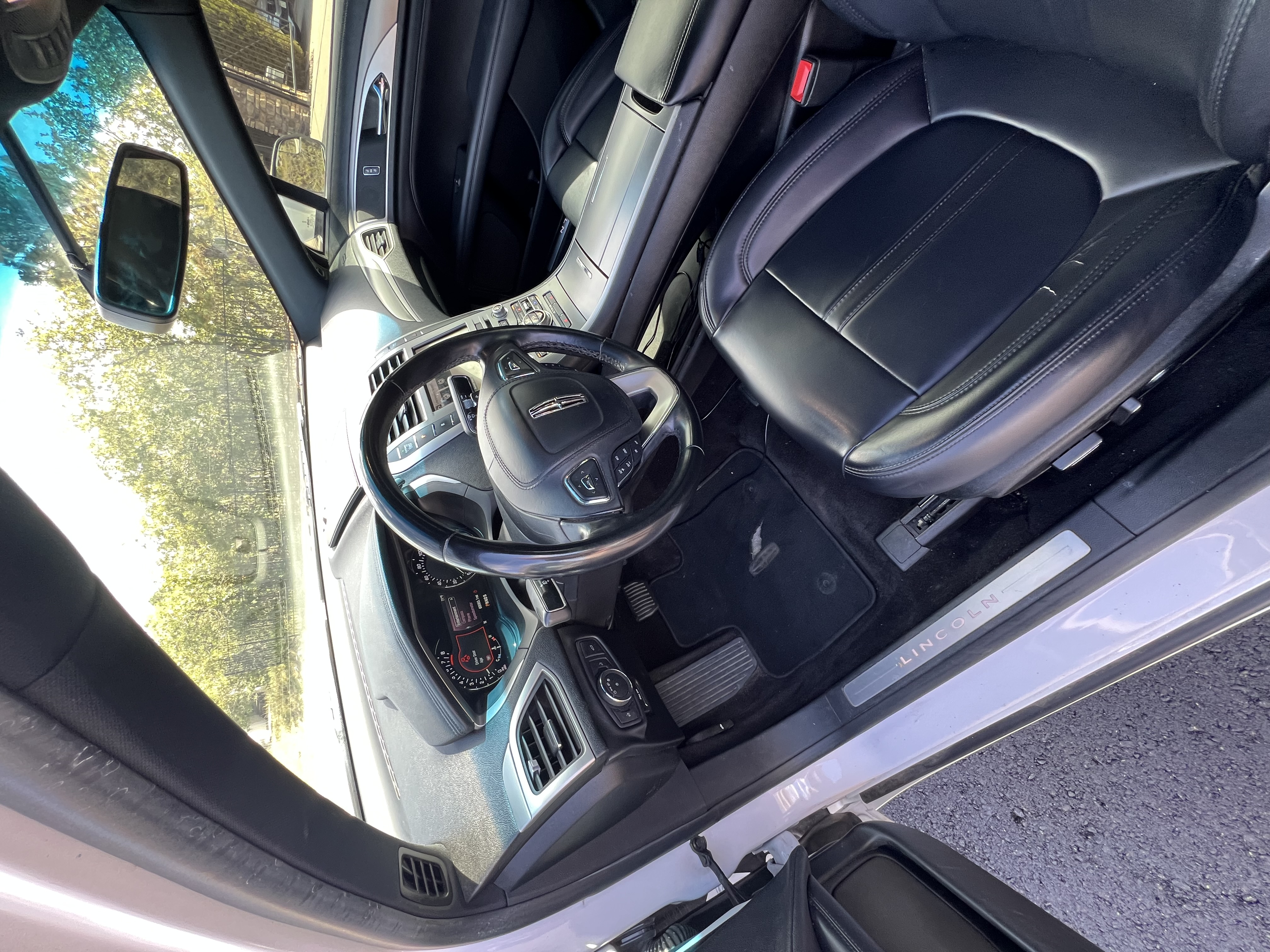 Used 2018 Lincoln MKZ Premiere AWD/4WD image 18