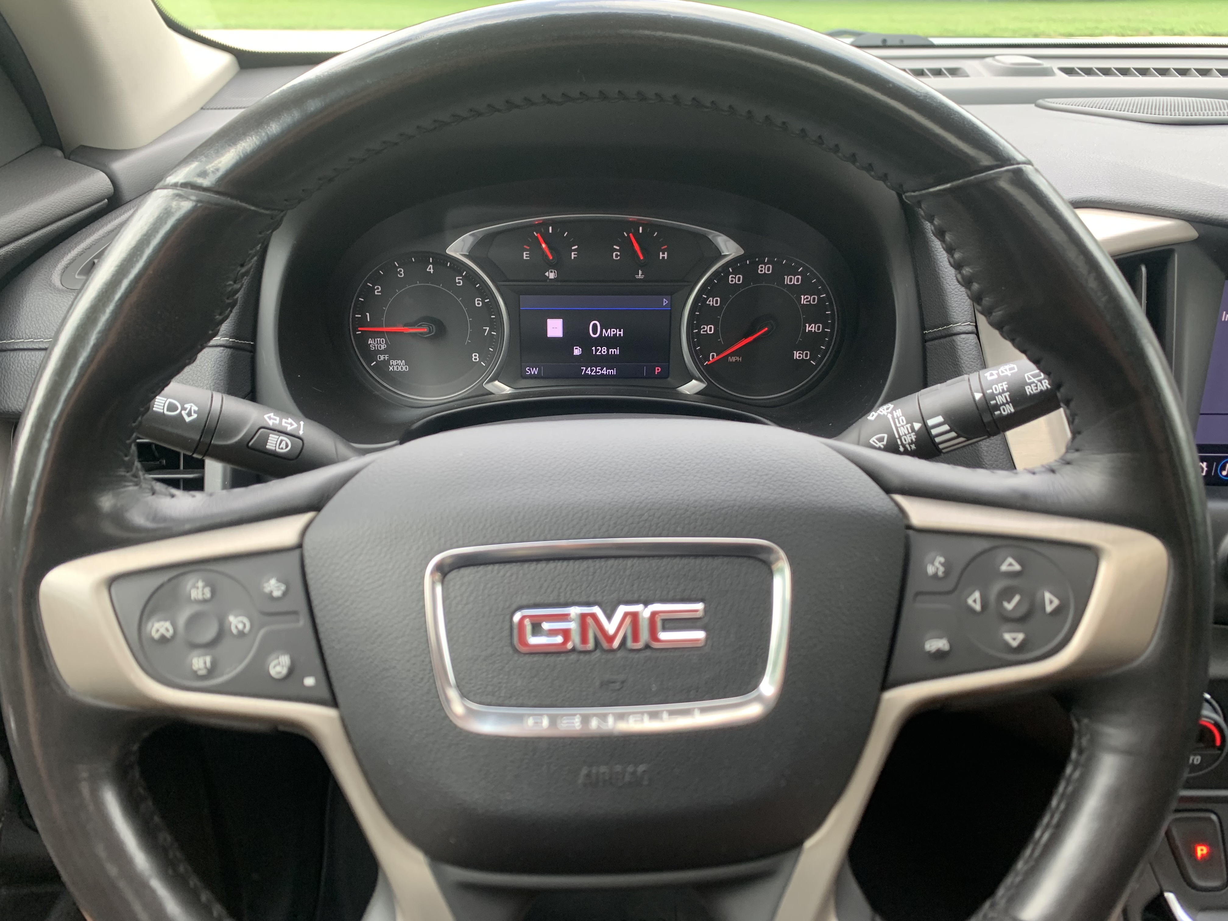 Used 2019 GMC Terrain Denali w/ GMC Pro Grade Package AWD/4WD image 30
