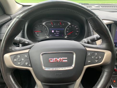 Used 2019 GMC Terrain Denali w/ GMC Pro Grade Package AWD/4WD image 30