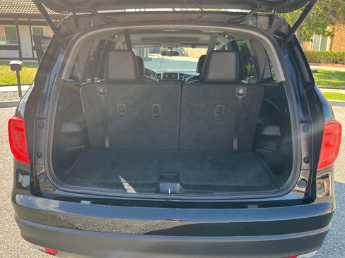 Used 2017 Honda Pilot EX-L image 10