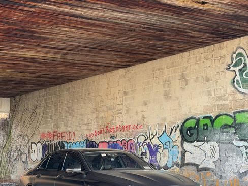 Used 2018 Mercedes-Benz E 63 AMG S image 17