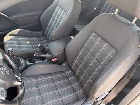 Used 2013 Volkswagen Golf 2-Door image 21