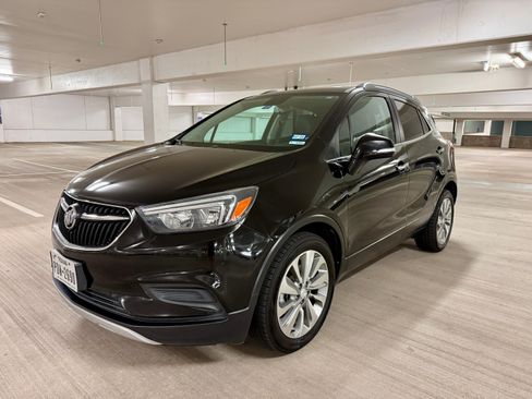 Used 2018 Buick Encore Preferred image 5