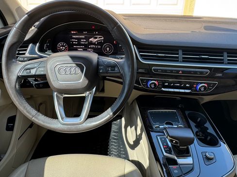 Used 2018 Audi Q7 3.0T Prestige w/ Prestige Package AWD/4WD image 15