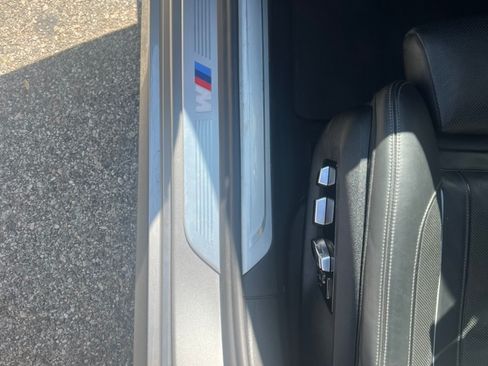 Used 2021 BMW 750i xDrive w/ Executive Package image 19