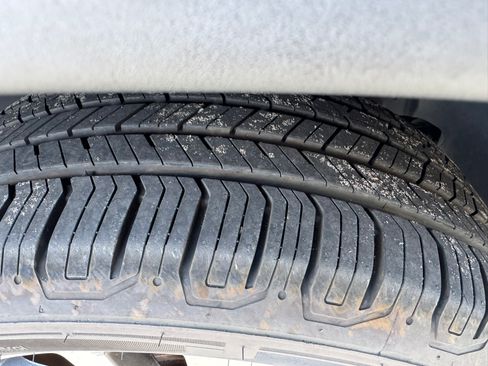 Used 2016 Honda Pilot Touring image 20