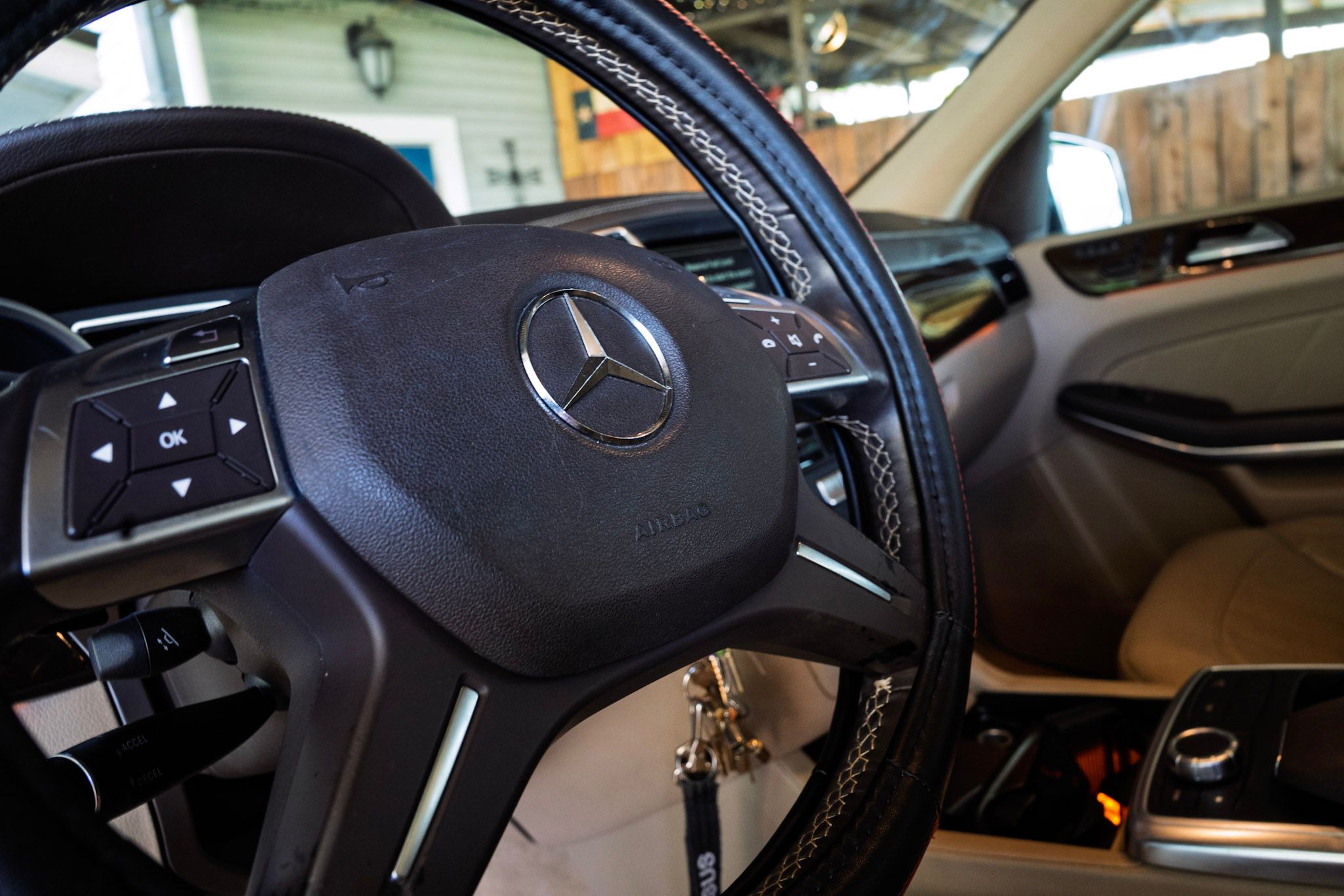 Used 2014 Mercedes-Benz GL 450 4MATIC image 11