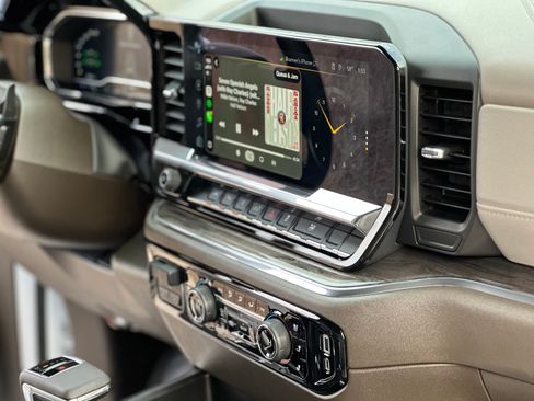 Used 2023 Chevrolet Silverado 1500 LTZ image 21