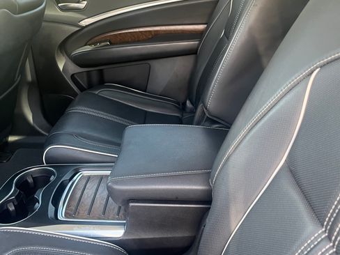 Used 2018 Acura MDX FWD w/ Advance Package image 9