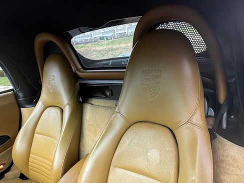 Used 2003 Porsche Boxster S image 10