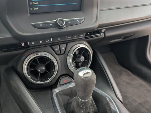 Used 2018 Chevrolet Camaro LS RWD image 13