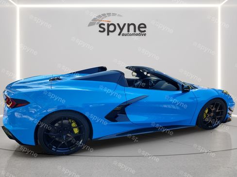Used 2023 Chevrolet Corvette Stingray Convertible w/ Z51 Performance Package image 9