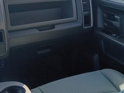 Used 2014 RAM 3500 Tradesman w/ Chrome Appearance Group image 21