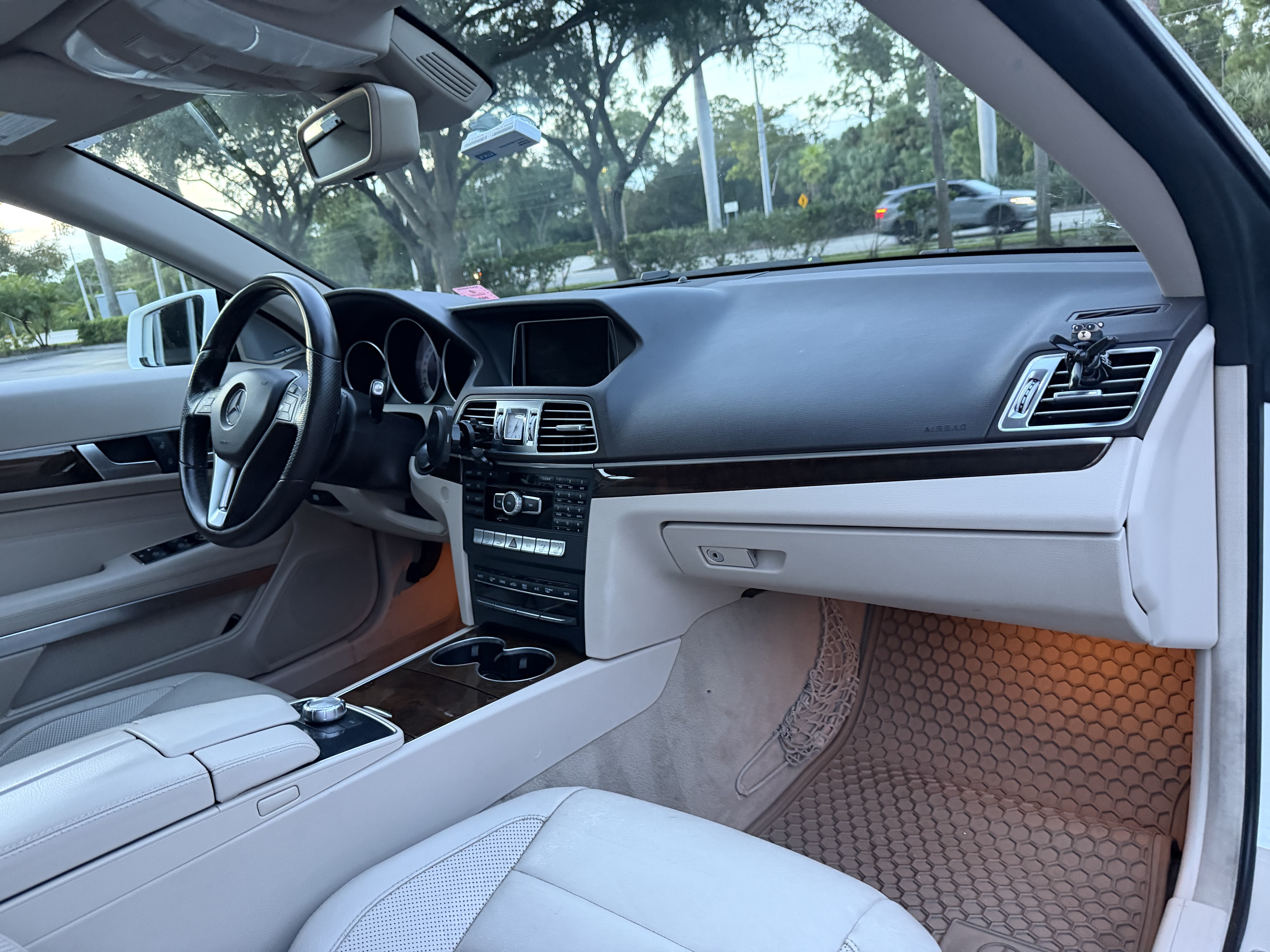 Used 2014 Mercedes-Benz E 350 Cabriolet image 14