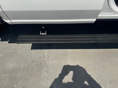 Used 2024 Ford F350 Lariat w/ Lariat Ultimate Package image 18