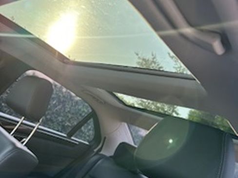 Used 2014 Mercedes-Benz E 350 Sedan image 30