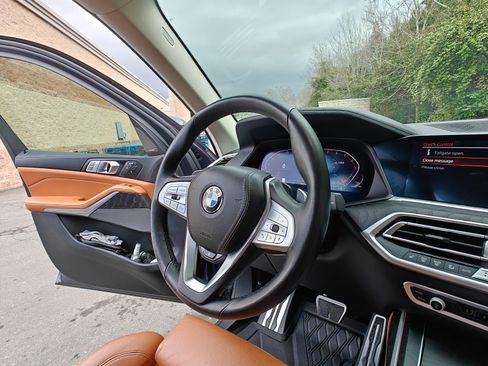 Used 2021 BMW X7 xDrive40i w/ Premium Package image 20