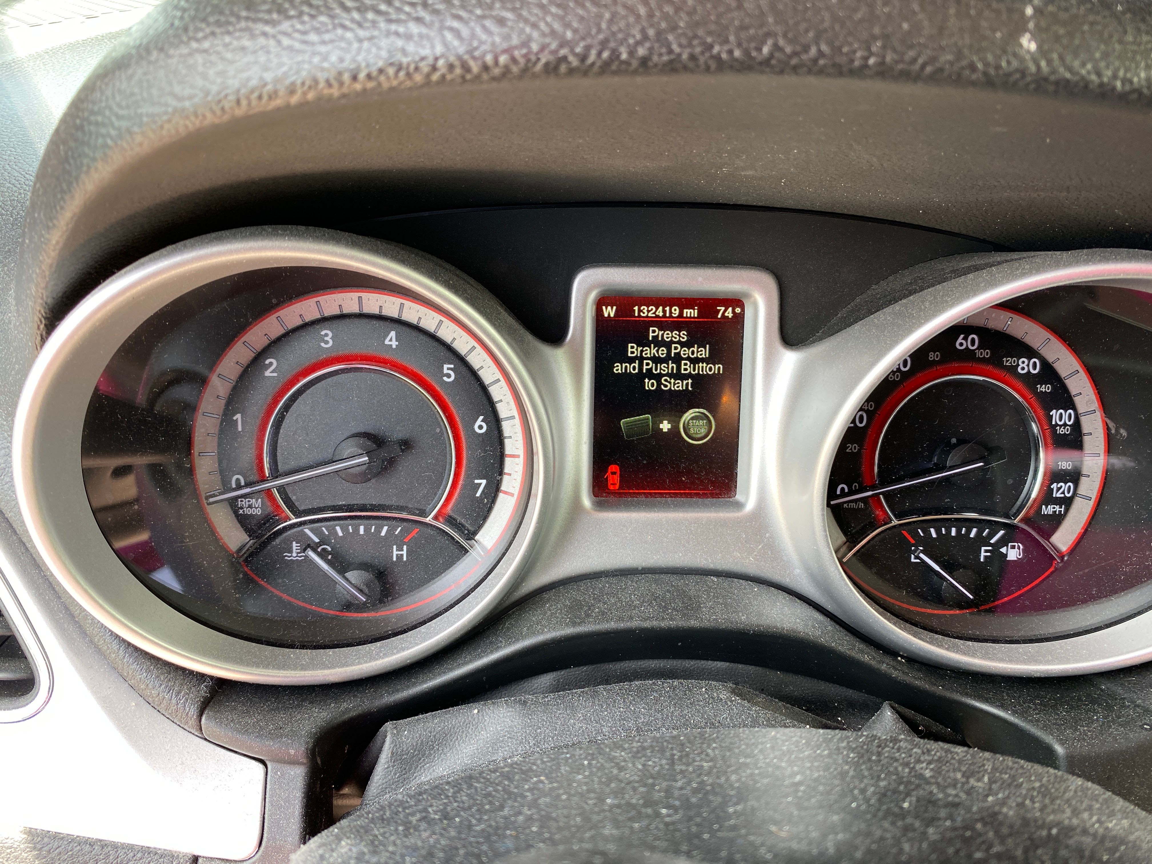 Used 2018 Dodge Journey SE w/ Popular Equipment Group FWD image 3