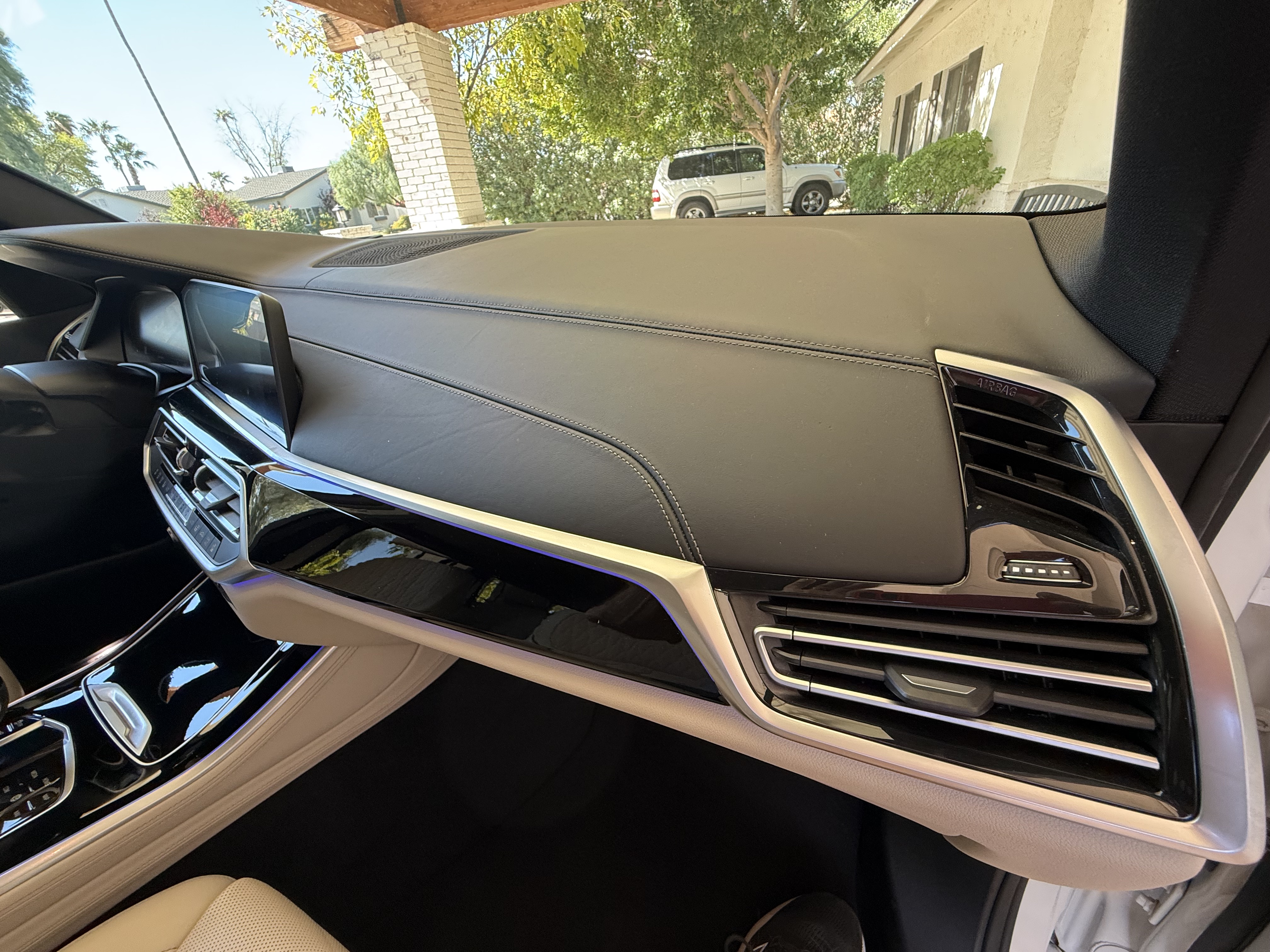 Used 2020 BMW X5 xDrive40i w/ M Sport Package AWD/4WD image 10