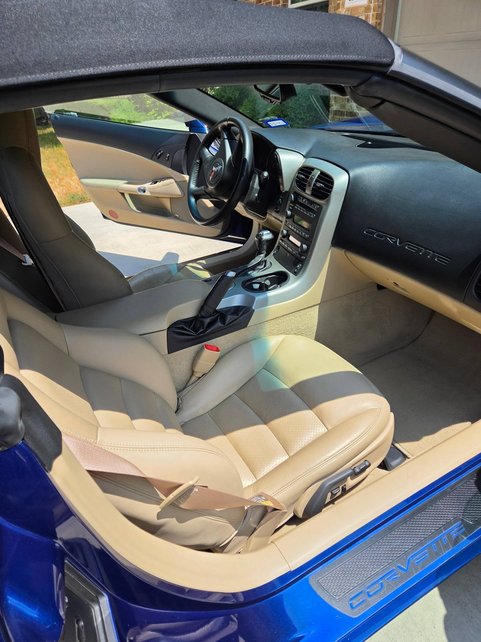 Used 2005 Chevrolet Corvette Convertible w/ Preferred Equipment Group RWD image 6