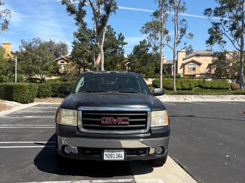 Used 2009 GMC Sierra 1500 W/T w/ Work Truck Preferred Package RWD image 4
