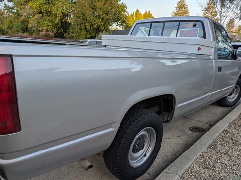 Used 1992 GMC Sierra 1500 2WD Regular Cab image 16