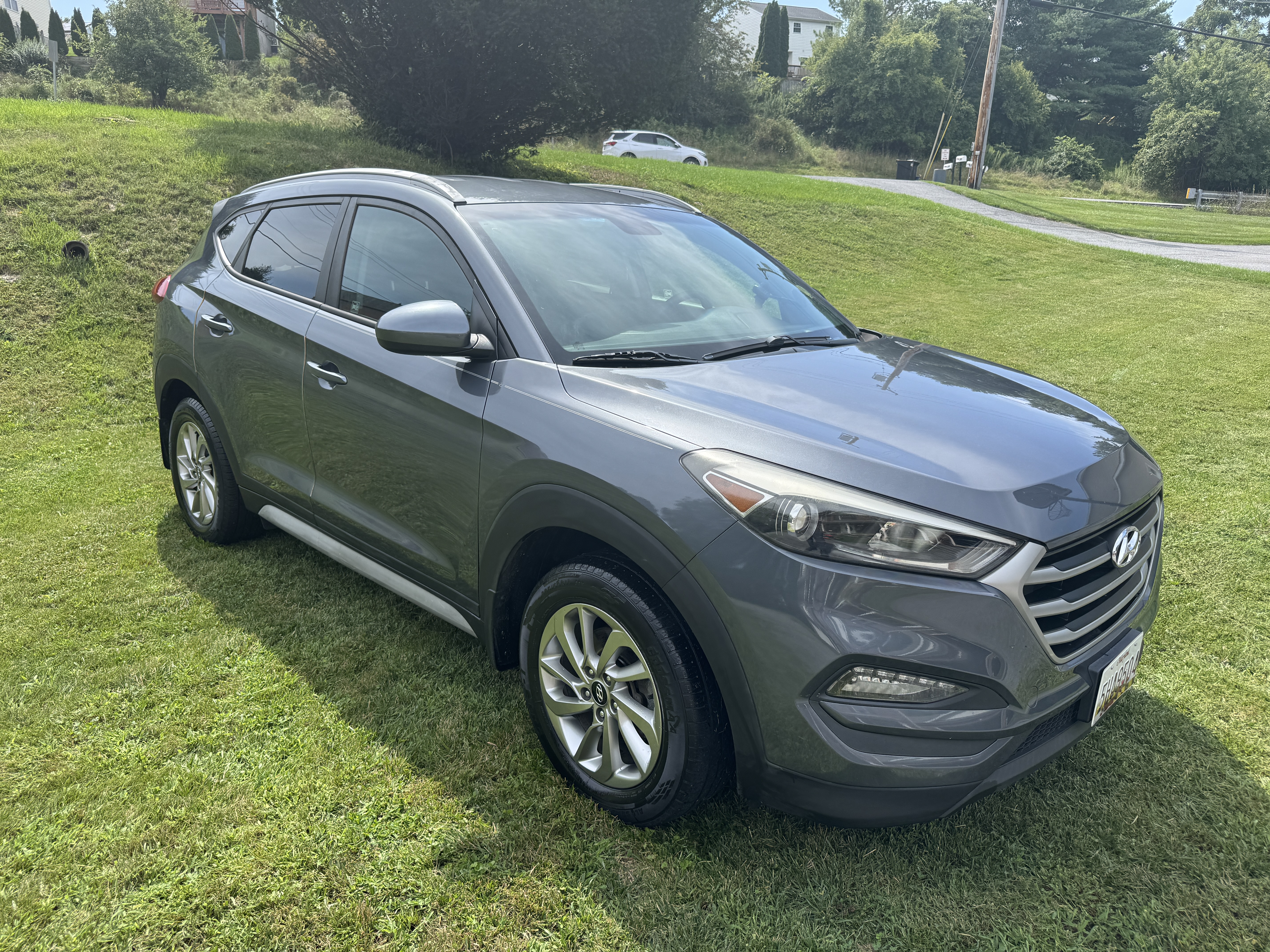 Used 2018 Hyundai Tucson SEL w/ Cargo Package AWD/4WD image 4