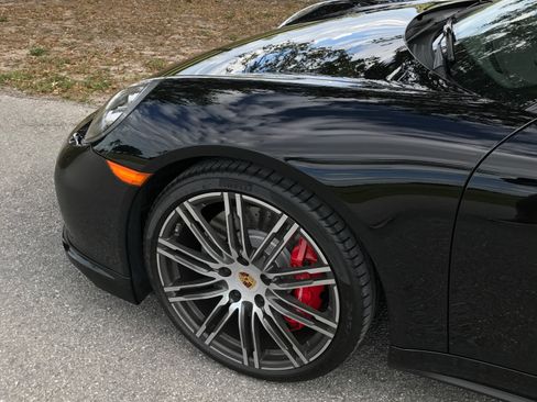 Used 2015 Porsche 911 4 Coupe AWD/4WD image 6