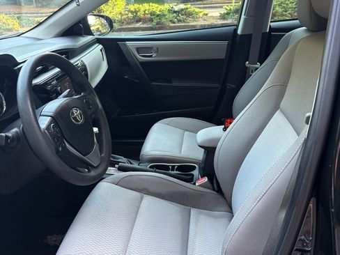 Used 2016 Toyota Corolla LE w/ Driver Convenience Package FWD image 22