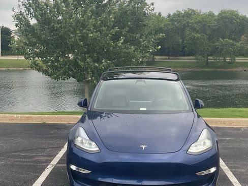 Used 2021 Tesla Model 3 Long Range AWD/4WD image 6