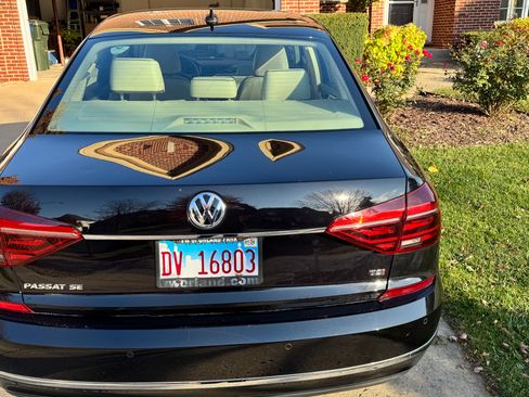 Used 2018 Volkswagen Passat 2.0T SE image 4