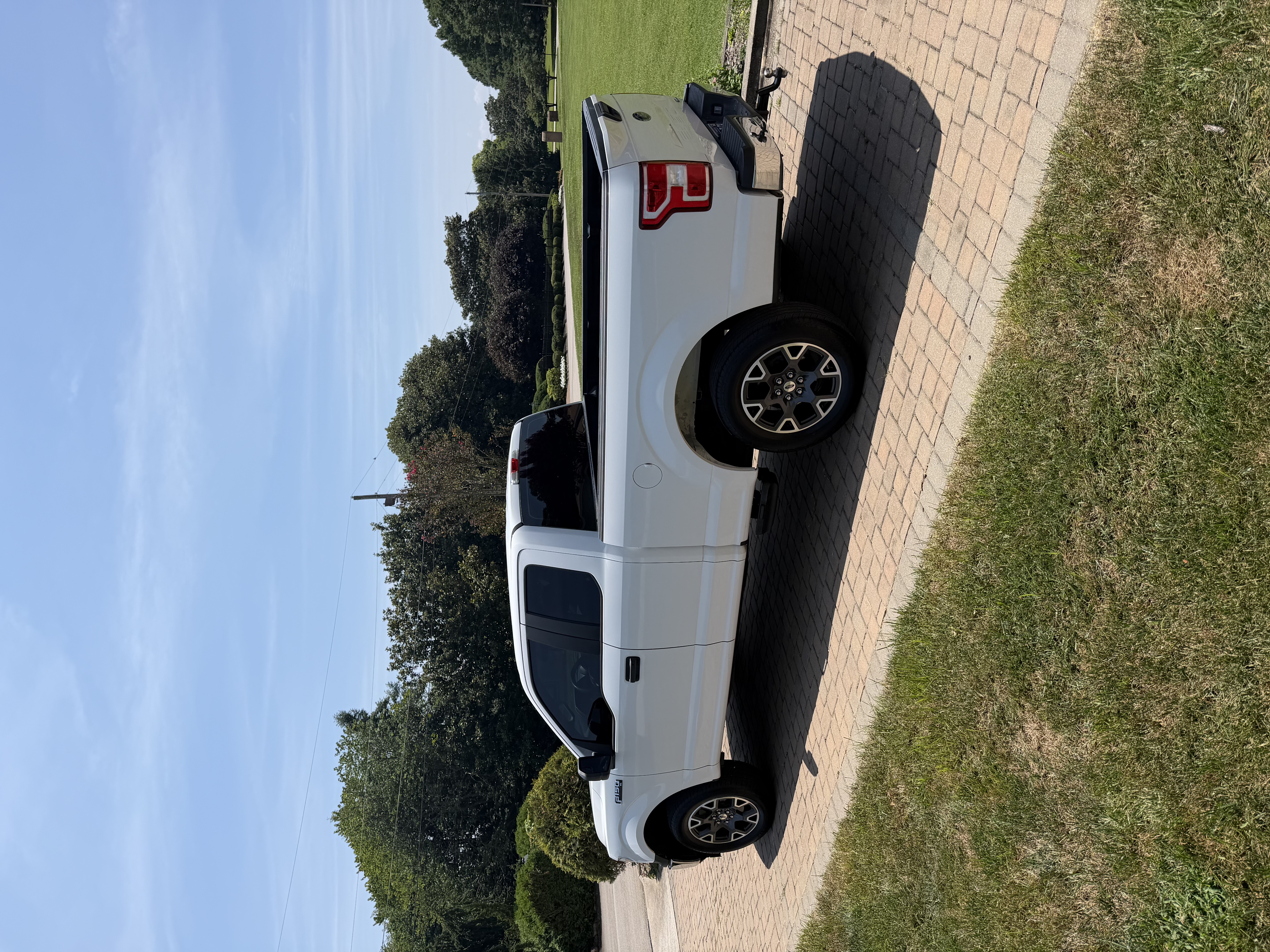 Used 2018 Ford F150 XL w/ Equipment Group 101A Mid RWD image 14