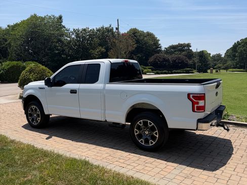 Used 2018 Ford F150 XL w/ Equipment Group 101A Mid RWD image 14