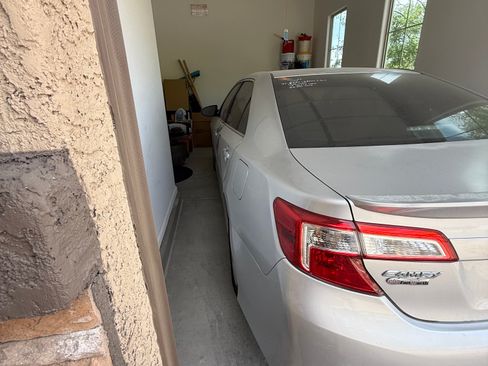 Used 2012 Toyota Camry SE image 15