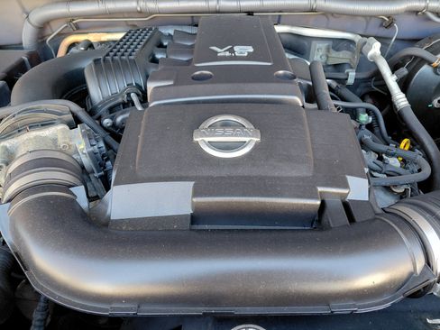 Used 2013 Nissan Frontier PRO-4X w/ Pro-4x Luxury Pkg image 5