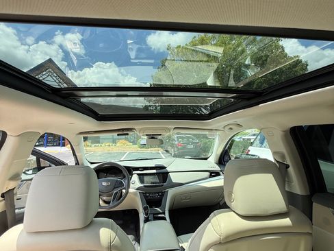 Used 2019 Cadillac XT5 Luxury FWD image 9