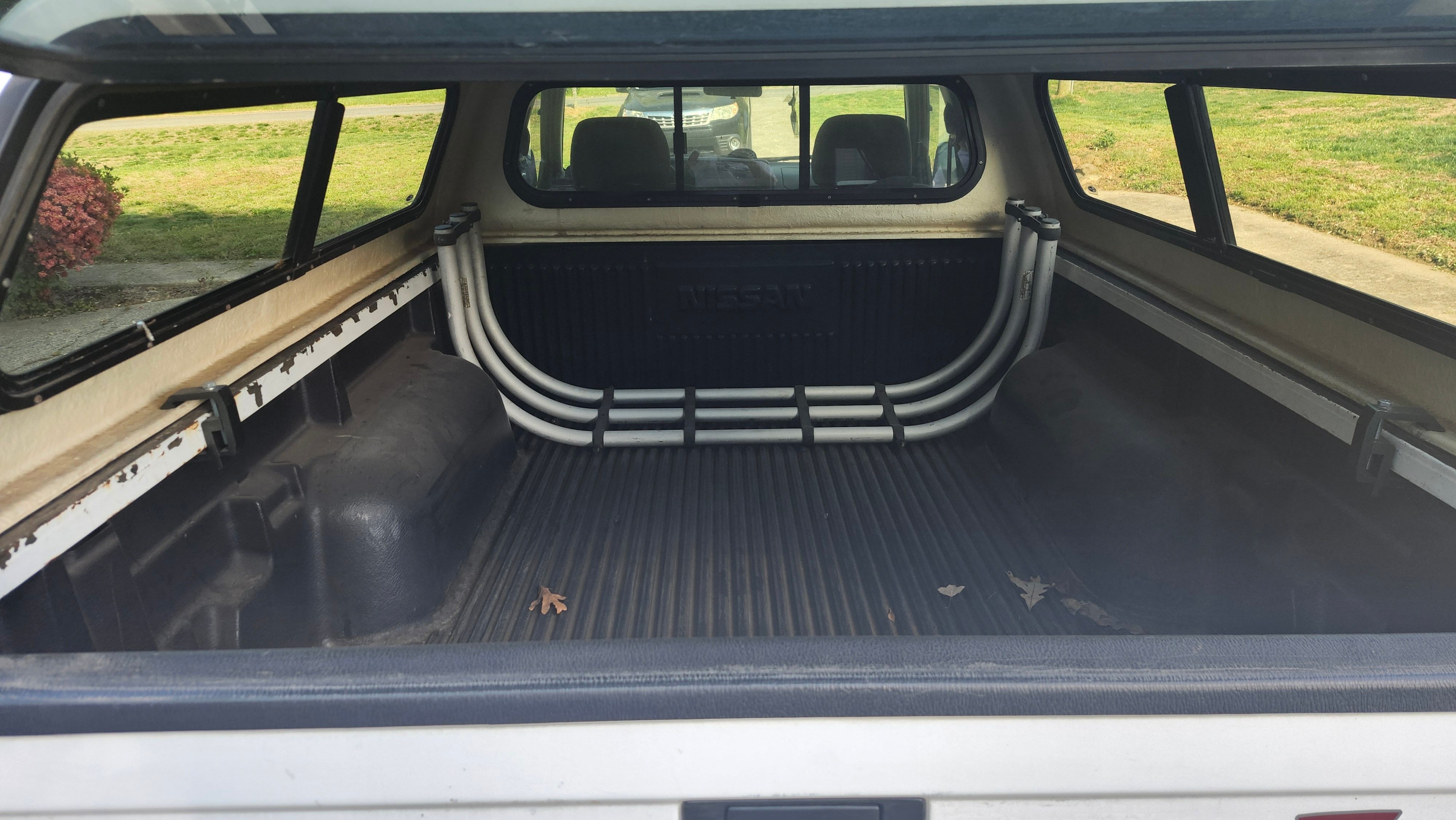 Used 2000 Nissan Frontier XE RWD image 12