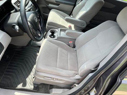 Used 2016 Honda Odyssey SE image 20