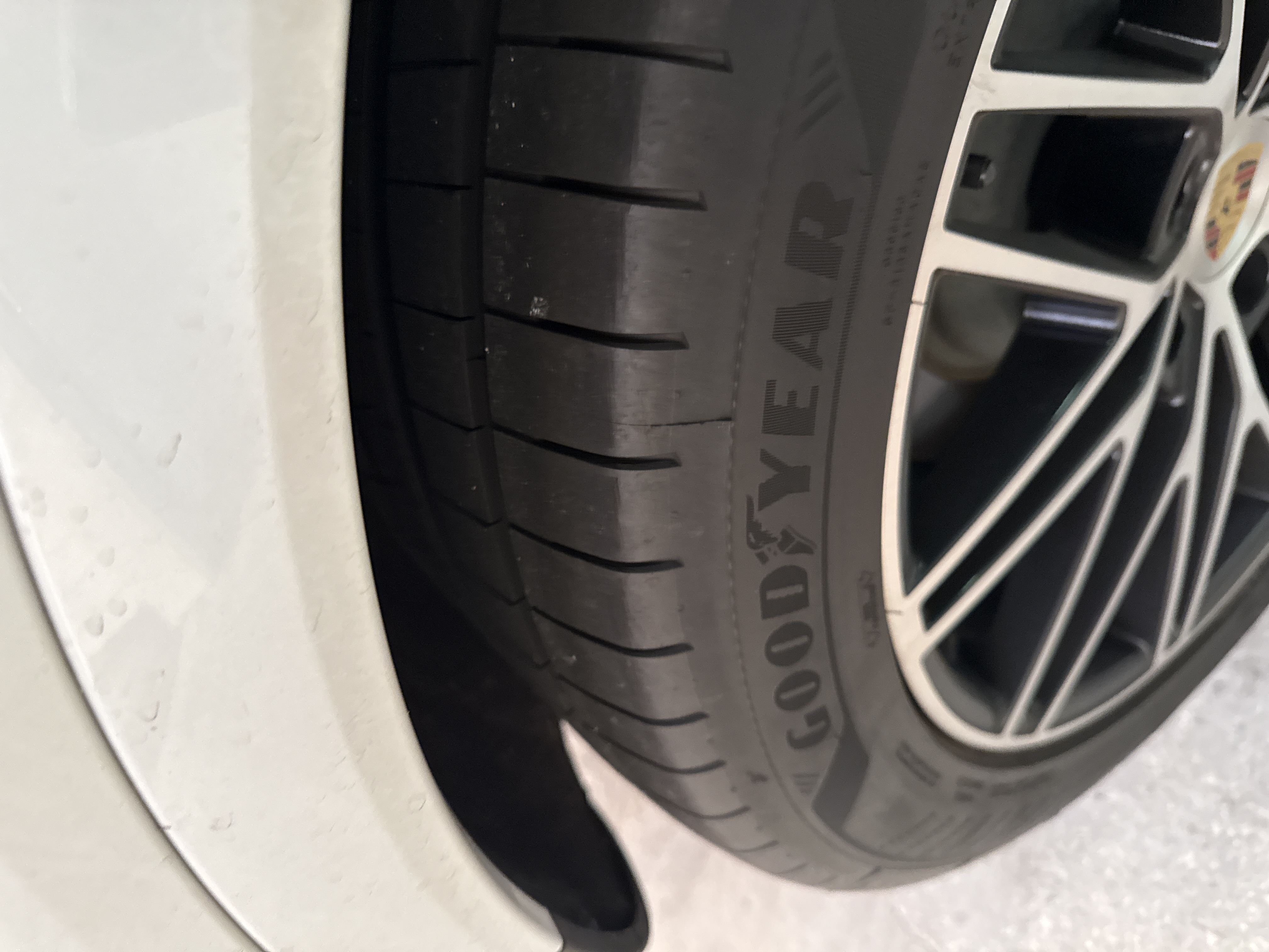 Used 2024 Porsche Cayenne AWD/4WD image 22