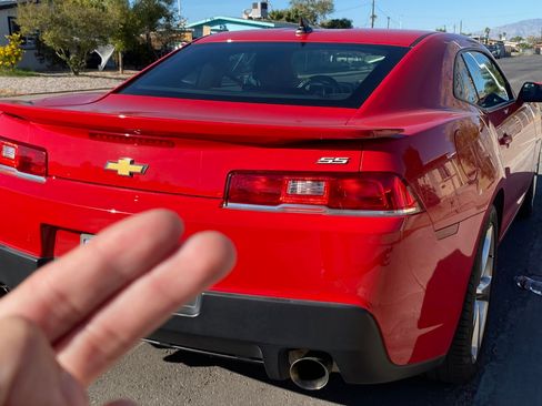 Used 2015 Chevrolet Camaro SS image 6