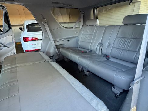 Used 2003 Toyota Sequoia Limited image 10