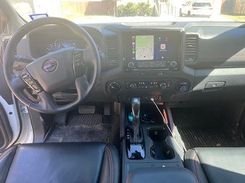 Used 2023 Nissan Frontier PRO-4X w/ Pro-4X Premium Package image 10