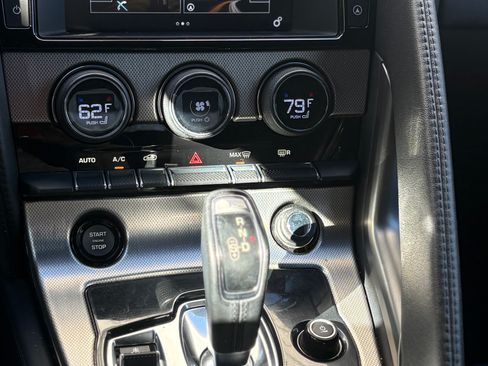 Used 2016 Jaguar F-TYPE Convertible image 17