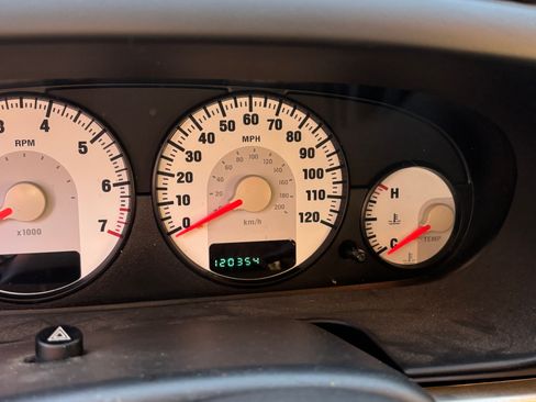 Used 2006 Dodge Stratus SXT w/ Travel Convenience Group image 8