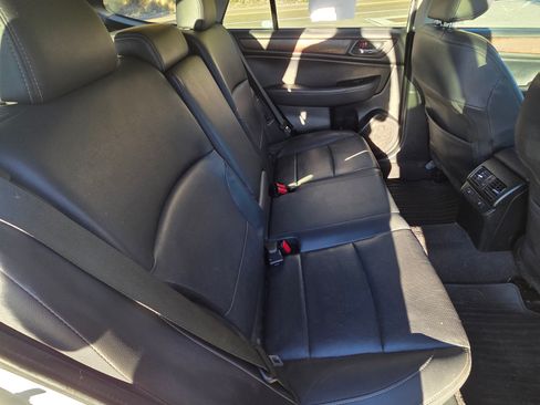 Used 2016 Subaru Outback 2.5i Limited w/ Popular Package #4 image 13